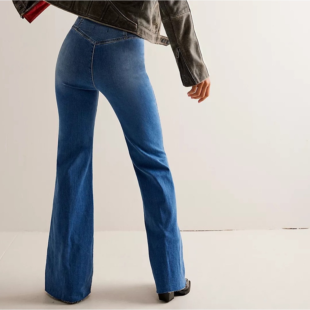 FREE PEOPLE CRVY Wild Honey Denim - Picture 2 of 11